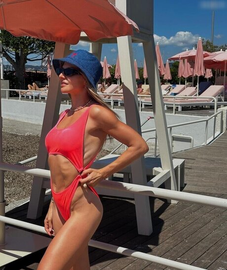 Anna Lewandowska nude actress pic