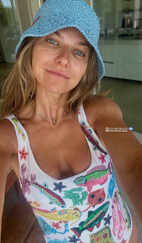 Anna Lewandowska pretty model photos