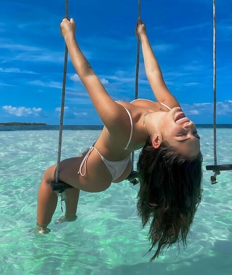 Michelle Kennelly top model gallery