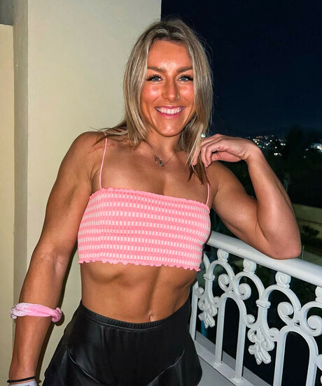 Lauren Stallwood pretty star pictures