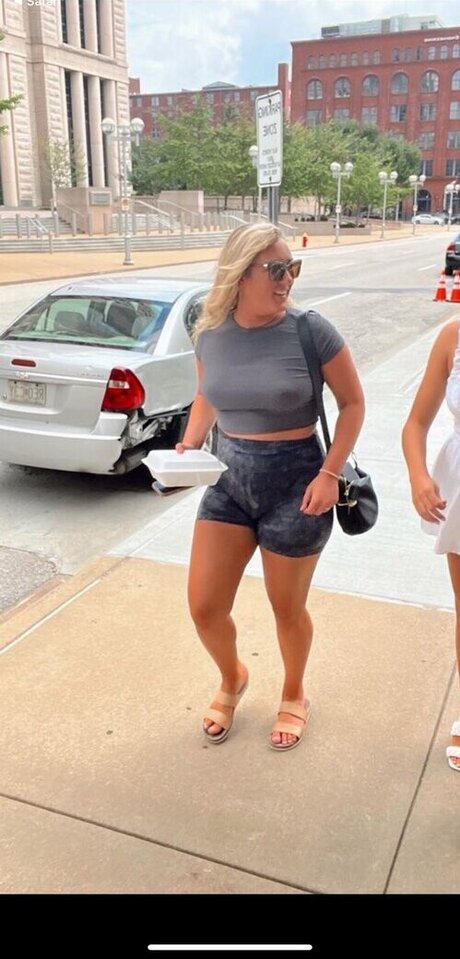 Maggie Kimberlin actress photos