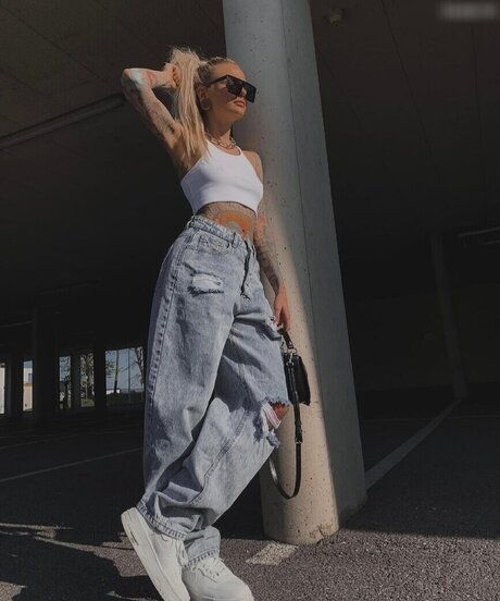 Carina mthrfckr nice model images