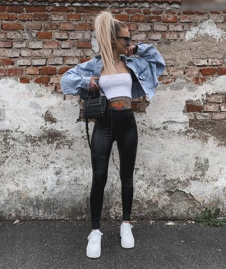 Carina mthrfckr pretty model galleries