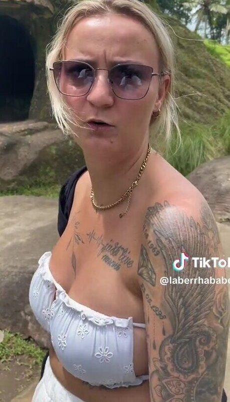 Laberrhababer Sarah xxx actress photos