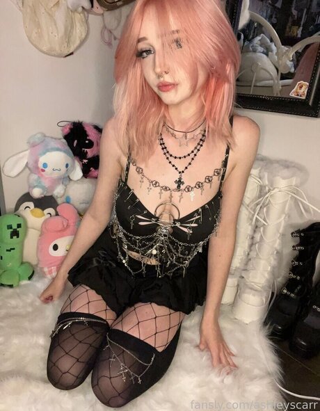 squirt teen onlyfans hot sexy photo