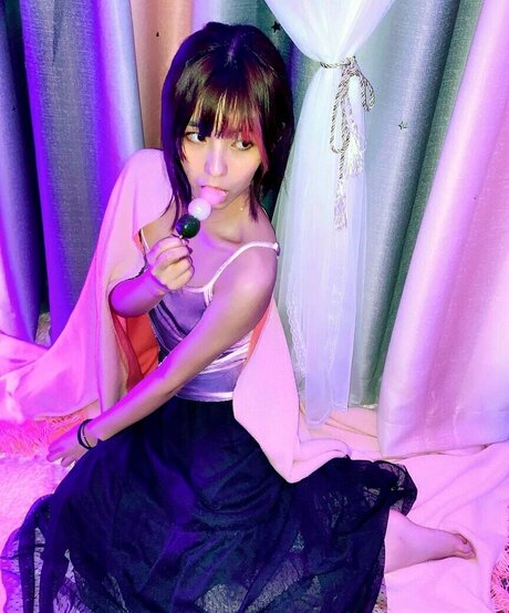 Japeruana pretty pornstar img