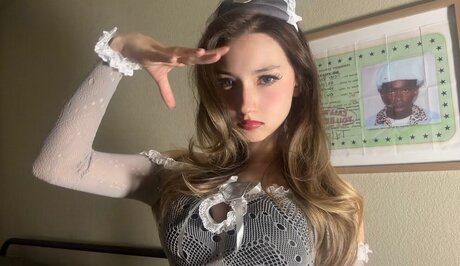 Jillynozomi model perfect image