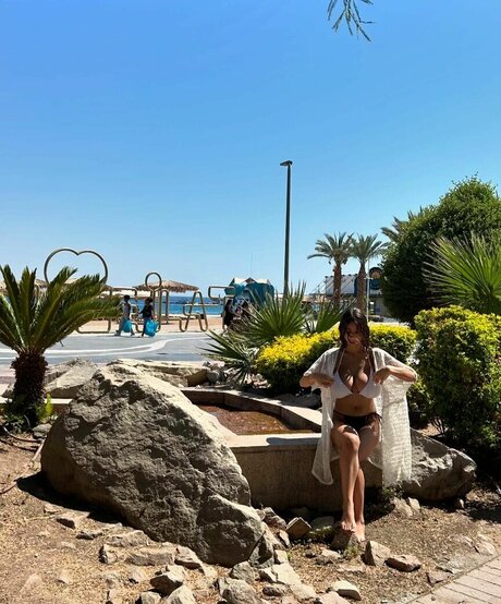 shir vaturi free model images