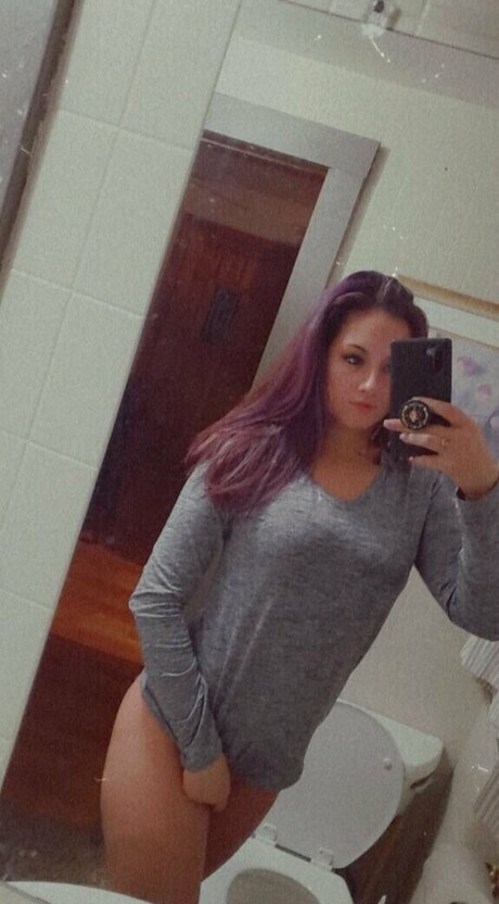 Victoria Santos star hd picture