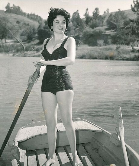 Vintage Sexy Celebs pretty pornstar picture