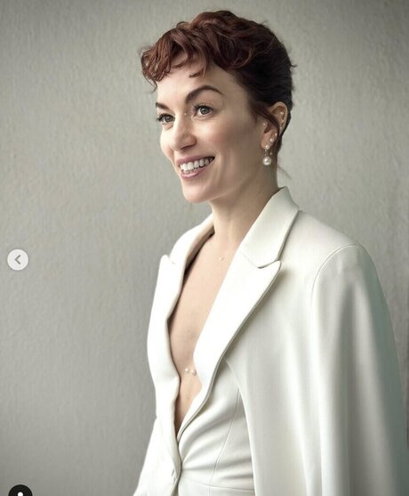 Britt Lower star sex img