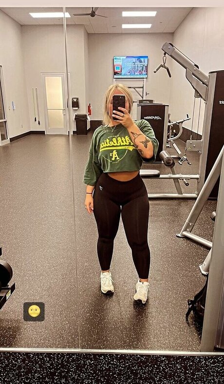 emilysmithh06 erotic pornstar images