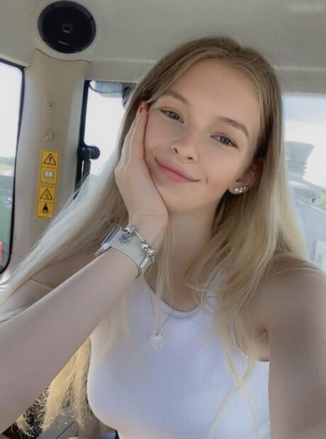 Paulas Landleben nudes actress gallery