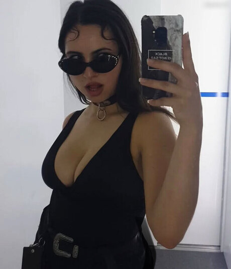 Mzhetfield star adult gallery