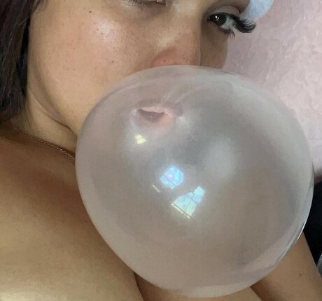 Hiddeninmyvalley naked actress image