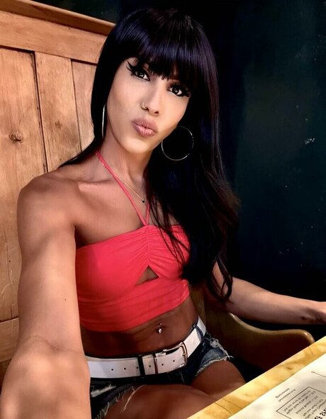 Patricia Fernandes high quality star img