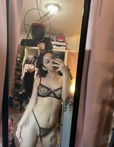 japanese milf onlyfans hot sex photo