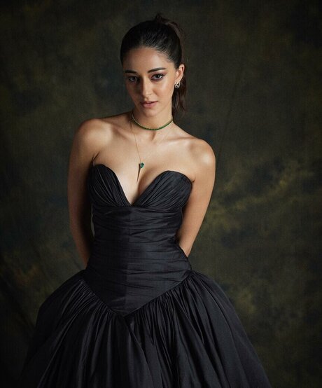 Ananya Pandey pornstar pretty img