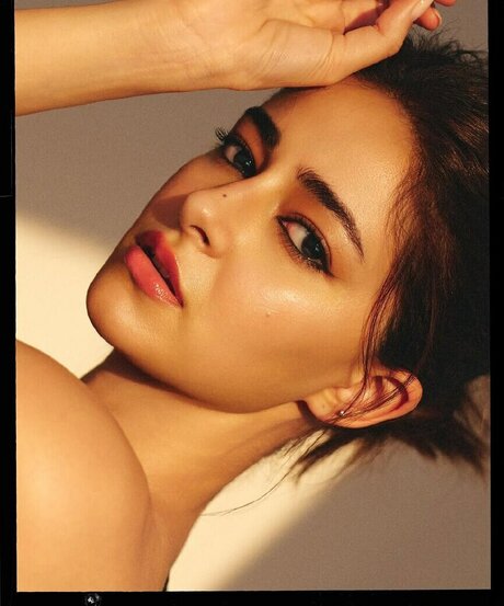 Ananya Pandey hot actress photo
