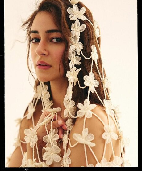 Ananya Pandey star beautiful photos