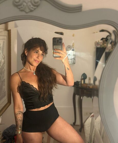 Priscila Sol erotic pornstar images