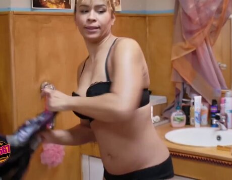 Diana Schneider pornstar adult gallery