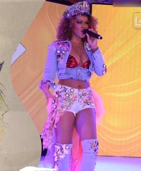 Diana Schneider star free gallery