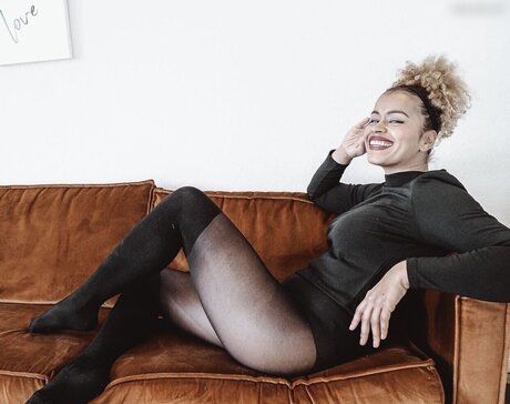 Diana Schneider beautiful star img