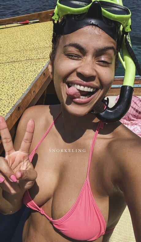 Diana Schneider hd actress pic