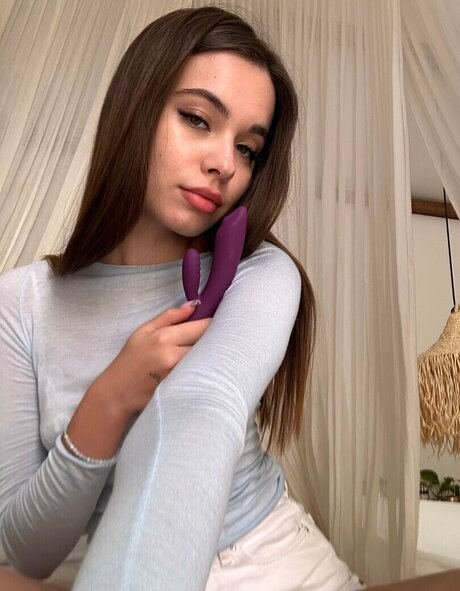 naomimorning porn model images