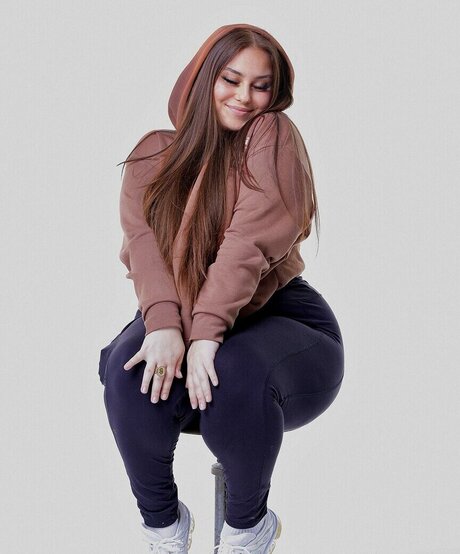 isurfavpisces erotic model pics