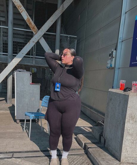 isurfavpisces exclusive star img