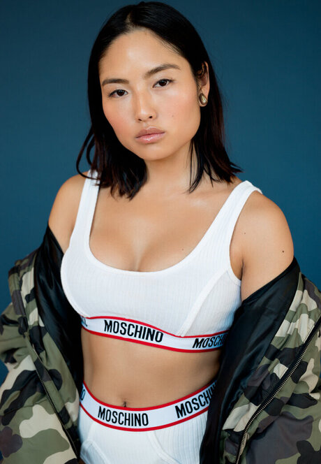 Janet Yuan nude model archive