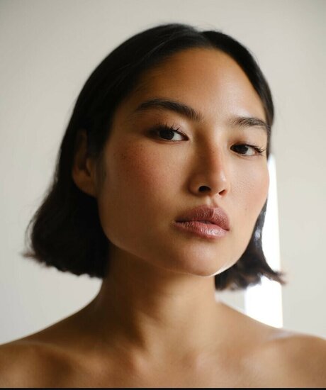 Janet Yuan hot actress img