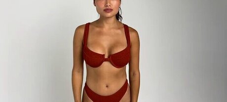 Janet Yuan model hd gallery