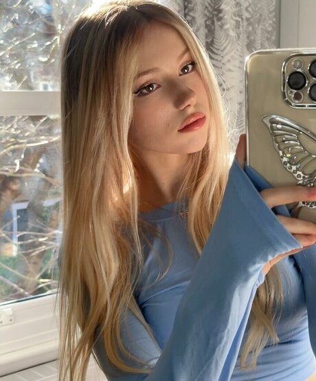 Kitty Mae perfect model picture