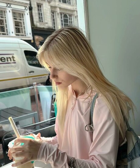 Kitty Mae exclusive pornstar archive