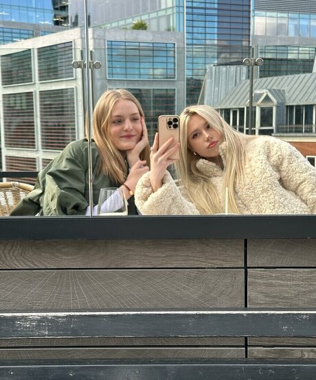 Kitty Mae model hd pic