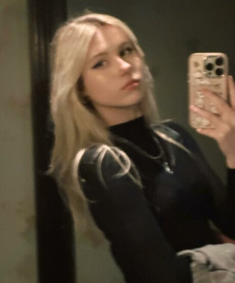 Kitty Mae perfect actress gallery