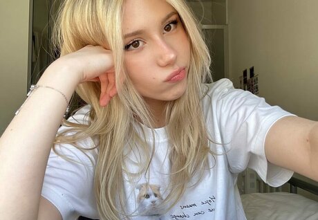 fansly onlyfans adult pics