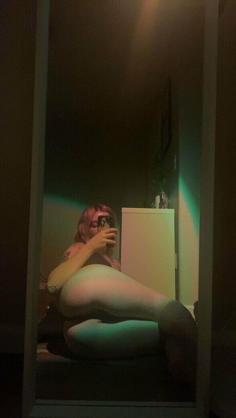 faeriies porn actress picture