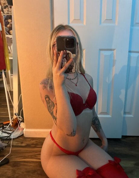 faeriies porn model pic