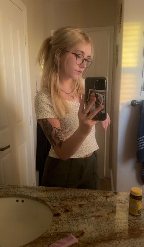 faeriies model sex galleries