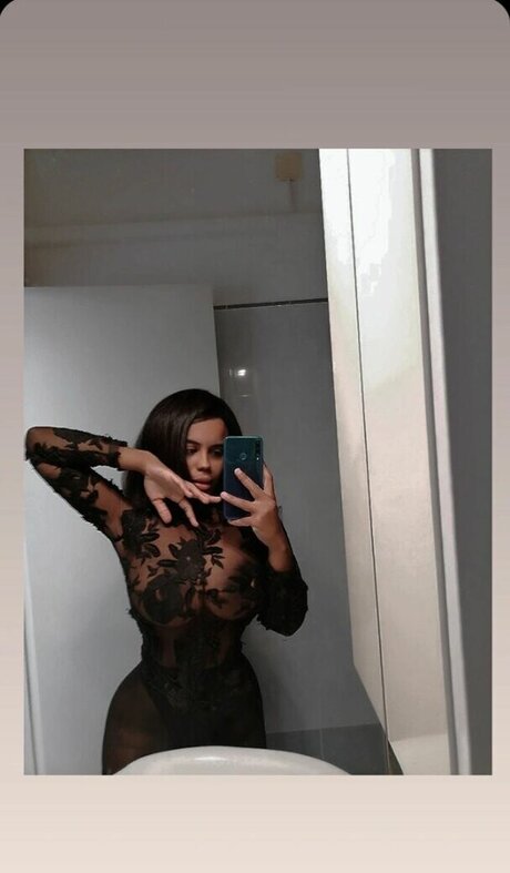 Mery Gatti model pretty pictures