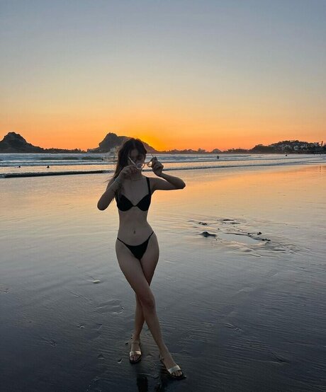 flat chested onlyfans nudes pic