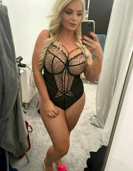 hairy armpits onlyfans top pics