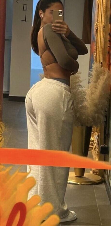 Lya Aylin perfect model photo