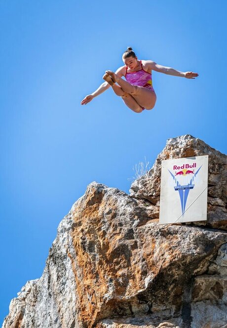 Molly Carlson model nice image