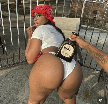 moreyaz pornstar high quality pictures