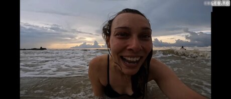 Sabrina Outdoor perfect actress pic